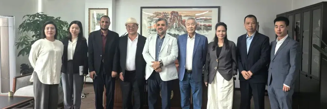 北京攀宝生物科技集团与沙特FHC集团签署中东地区产业战略合作协议