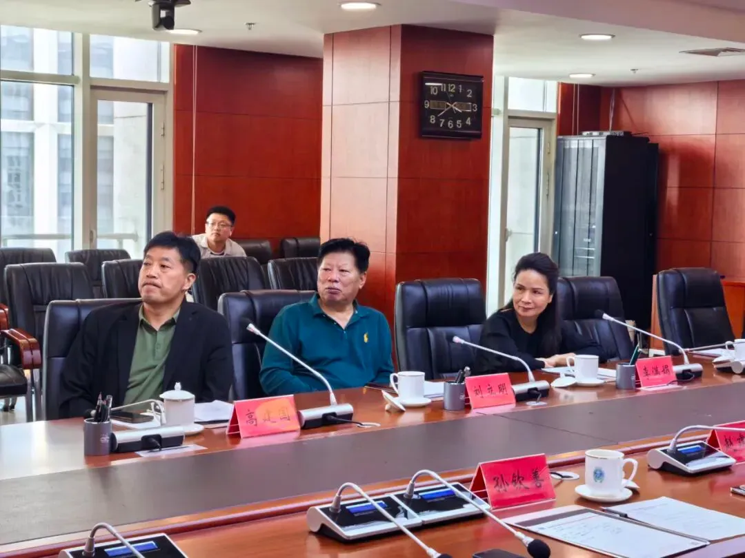 北京攀宝生物科技集团探访青岛上合示范区,共绘 “出海” 新蓝图