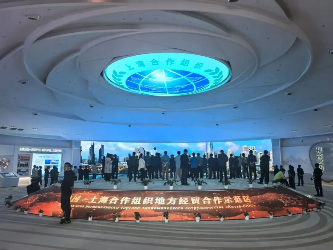 北京攀宝生物科技集团探访青岛上合示范区,共绘 “出海” 新蓝图
